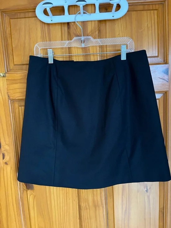 Michael Kors Black Mini Skirt with Silver Buttons - Picture 3 of 4